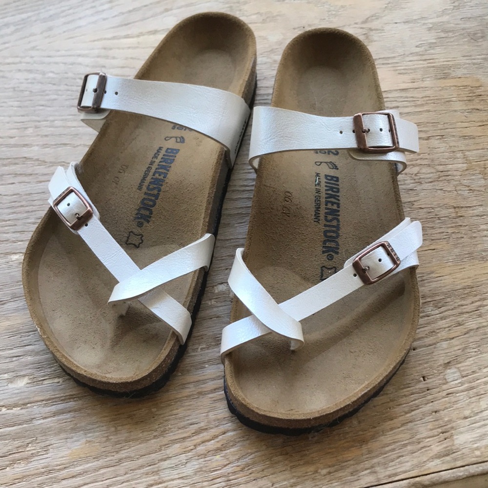 Brand new pearl Birkenstock’s!!